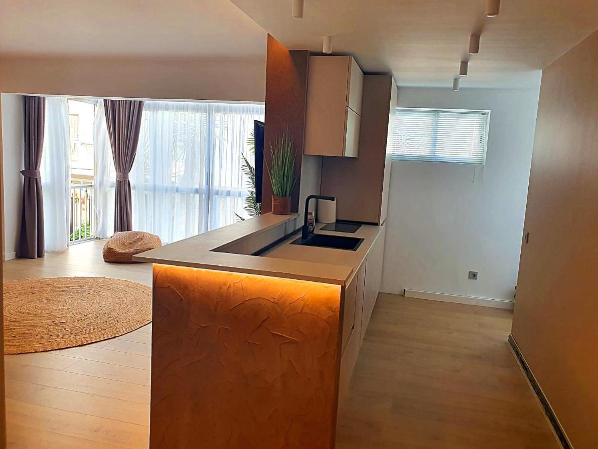 First Line Beach Beautiful Two Bedrooms เบนิดอร์ม ภายนอก รูปภาพ