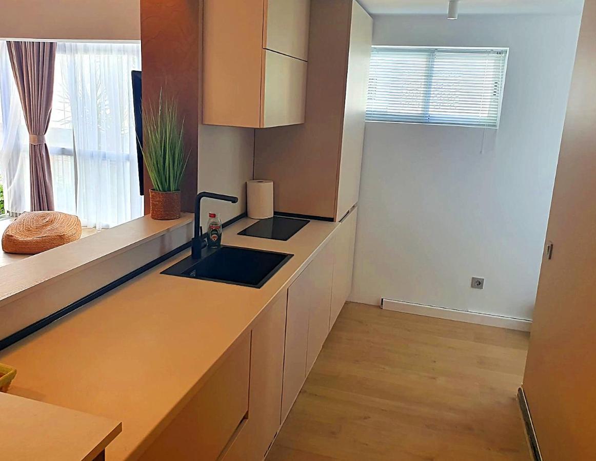 First Line Beach Beautiful Two Bedrooms เบนิดอร์ม ภายนอก รูปภาพ