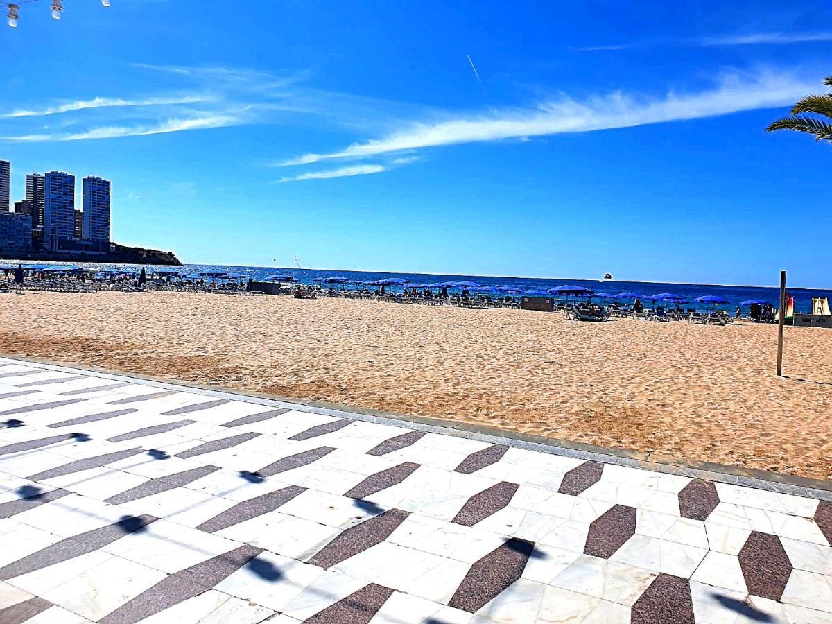 First Line Beach Beautiful Two Bedrooms เบนิดอร์ม ภายนอก รูปภาพ