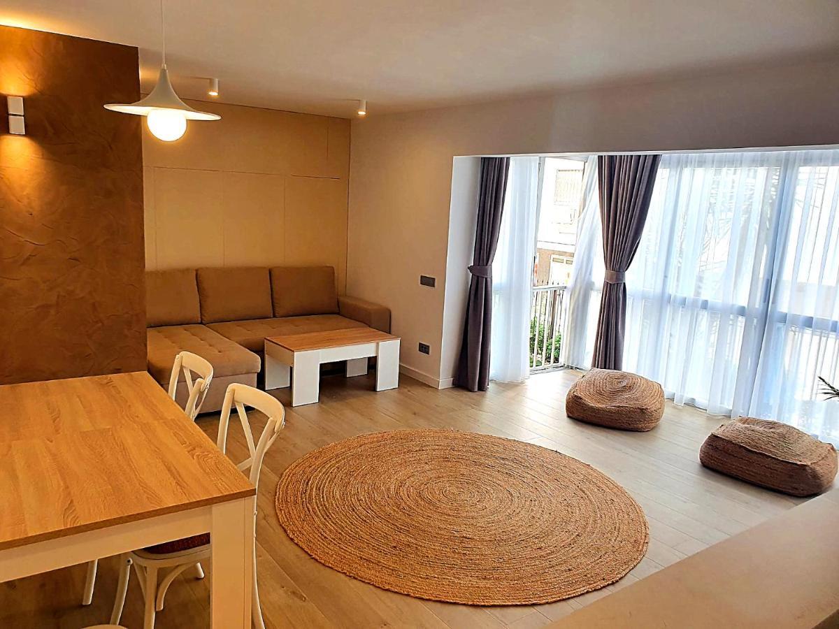 First Line Beach Beautiful Two Bedrooms เบนิดอร์ม ภายนอก รูปภาพ