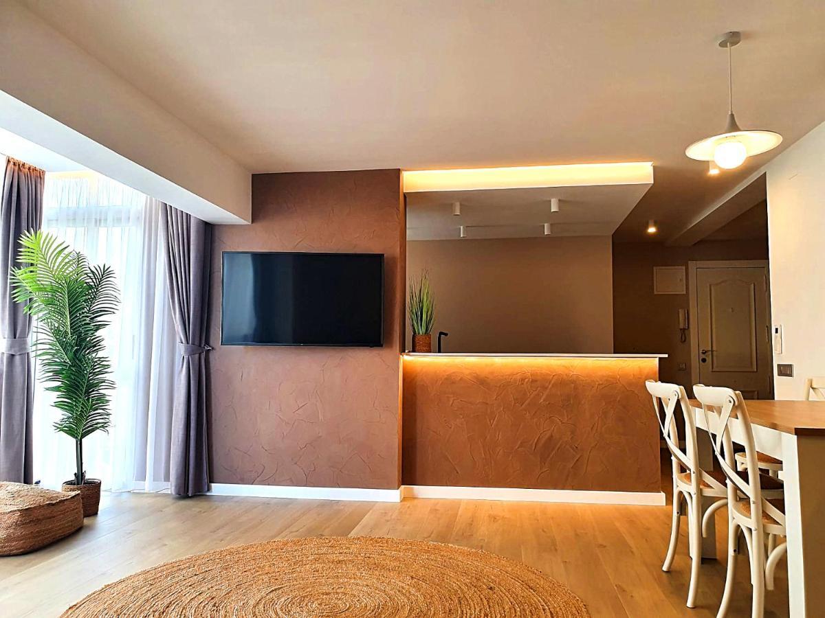 First Line Beach Beautiful Two Bedrooms เบนิดอร์ม ภายนอก รูปภาพ